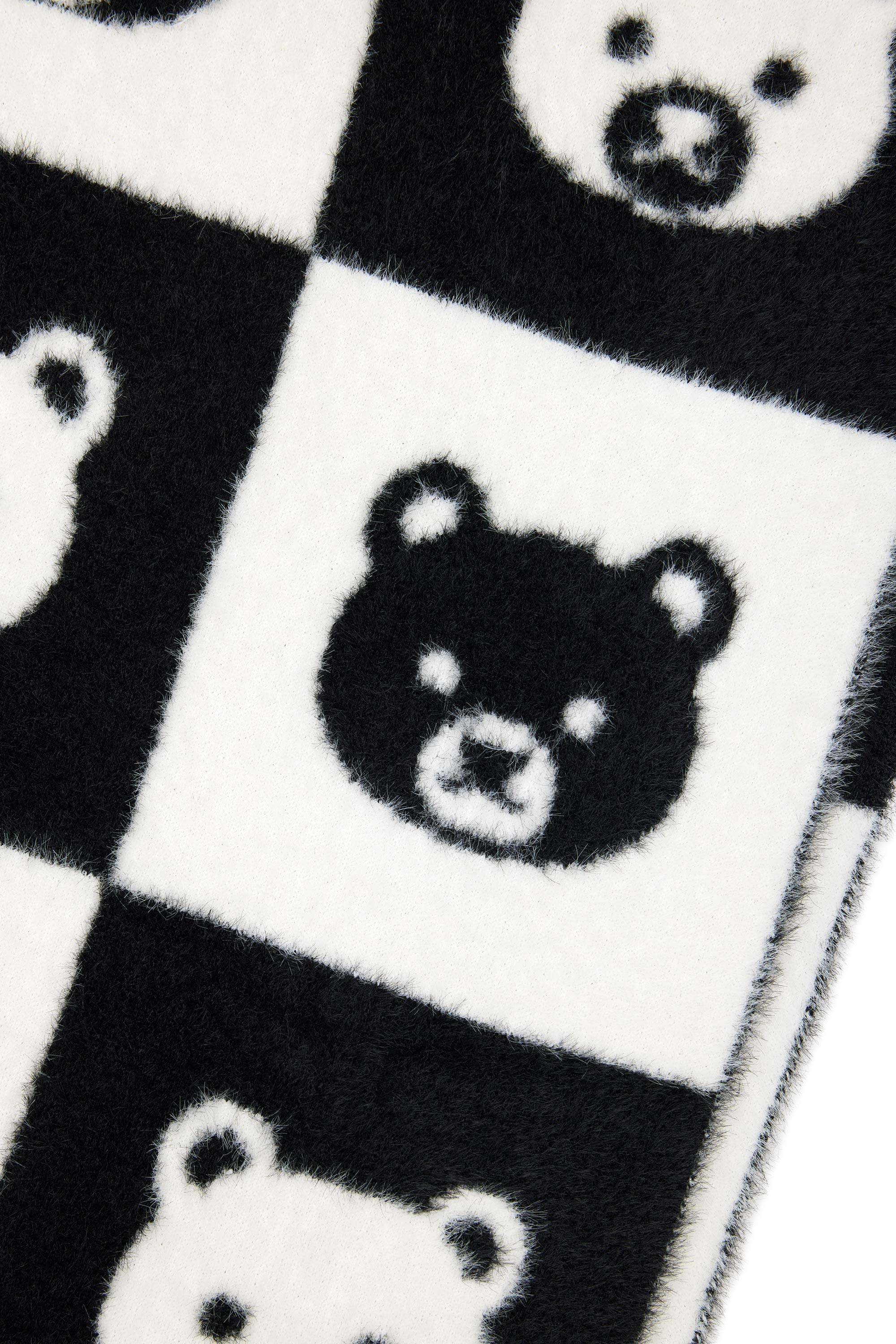 #color_Black