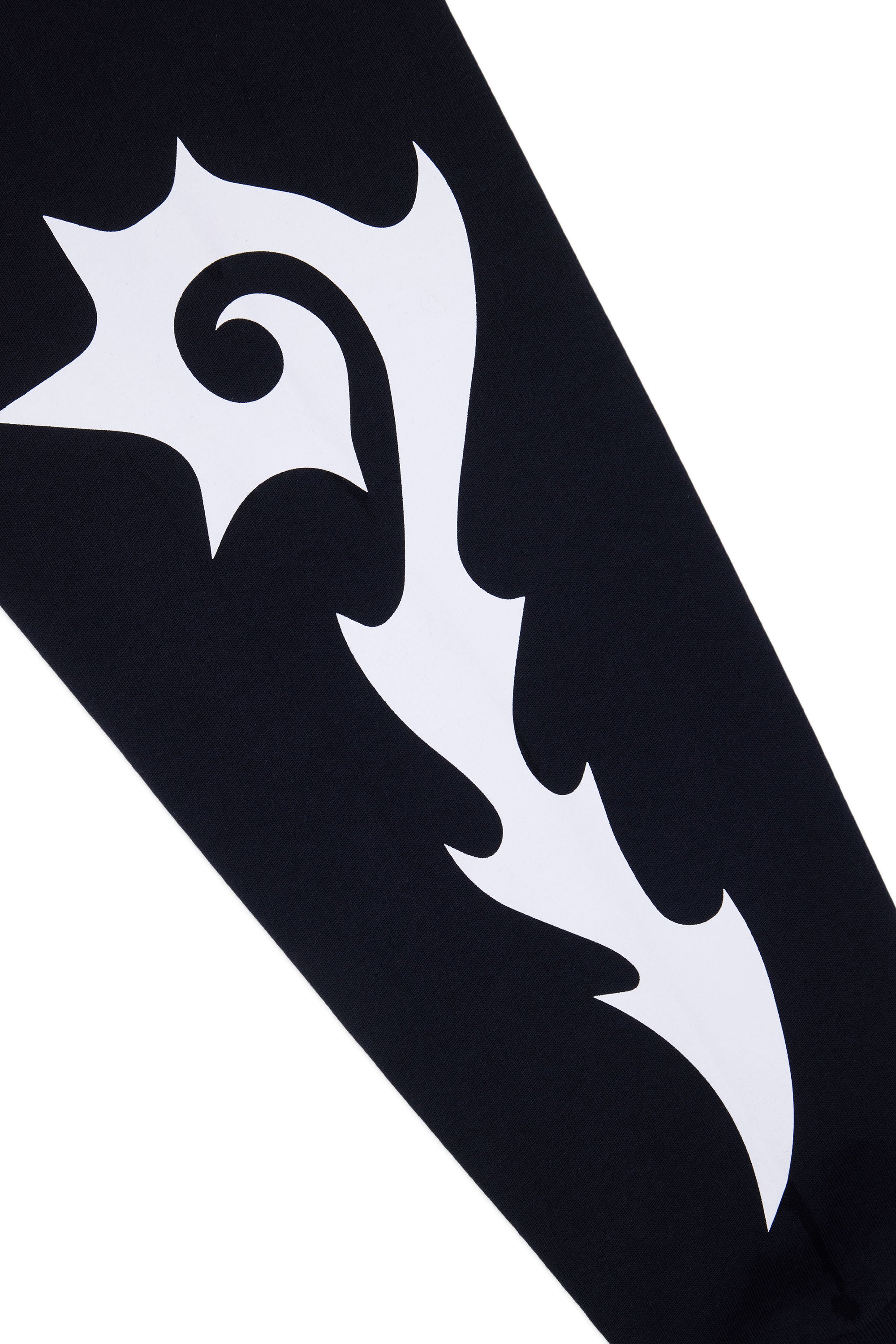 #color_Black