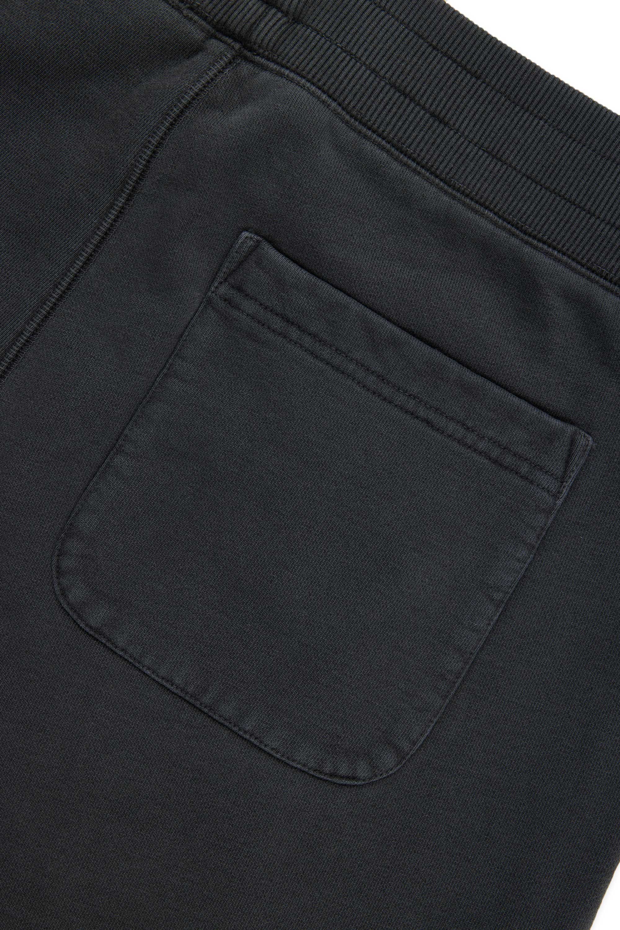 #color_Black