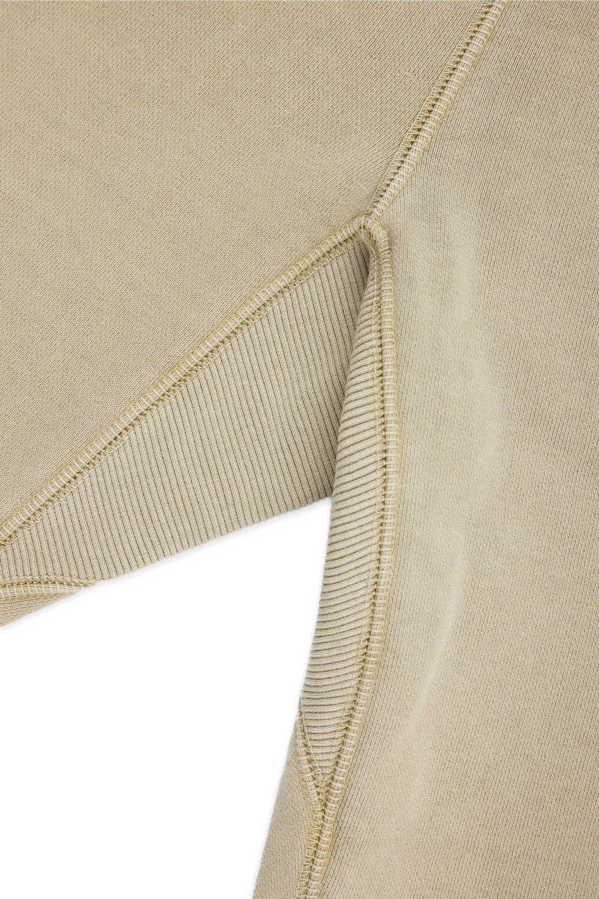 #color_Khaki