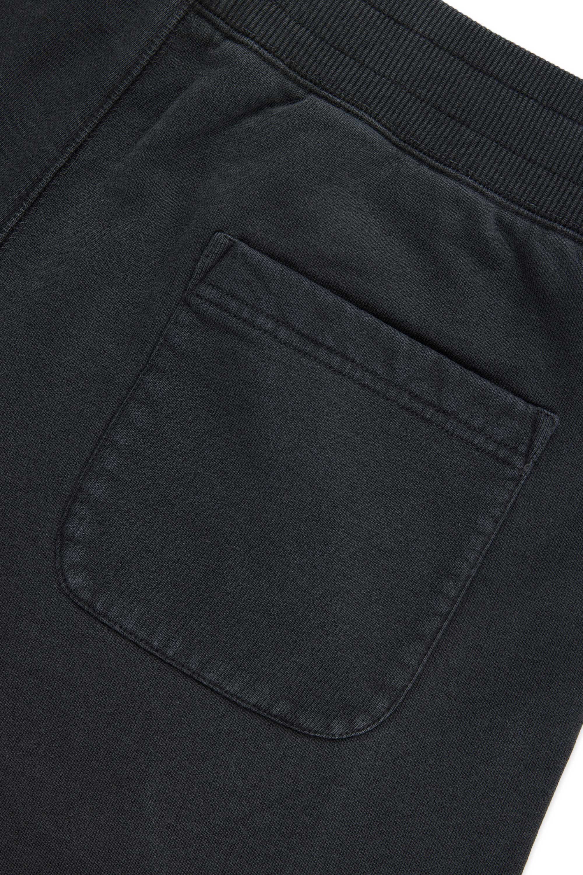 #color_Black